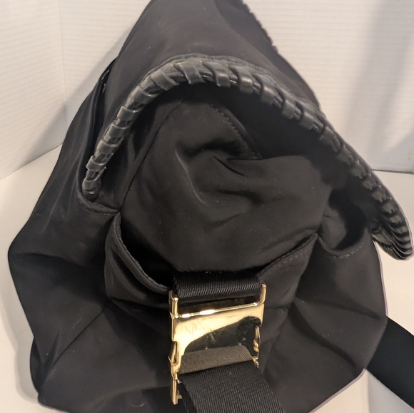 Tory Burch Marion Nylon & Leather Messenger/Baby Handbag - Picture 5 of 9